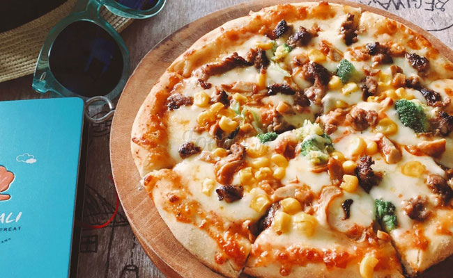 10 delicious and cheap restaurants in Phu Quoc Pizza Regina